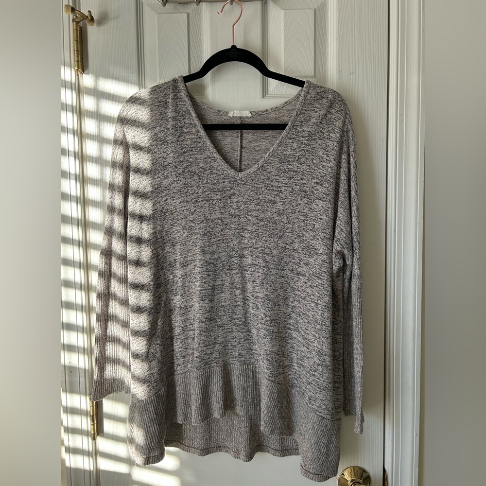 Olivia Rae Long Sleeve Shirt Women’s Size Medium